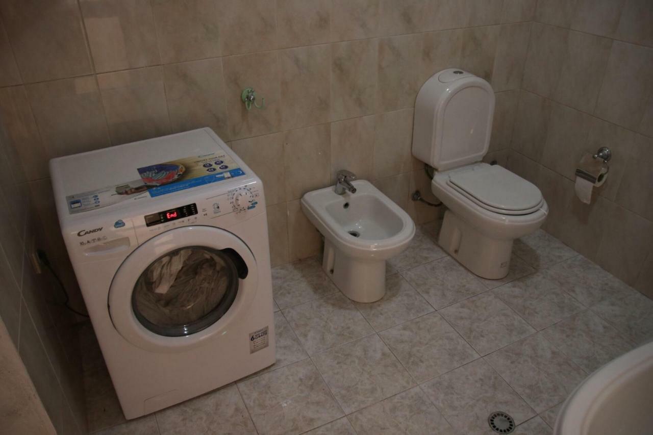 Eden Hostel Tirana Kültér fotó